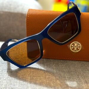 TORY BURCH TY7186U 172813 Navy  53mm Sunglasses